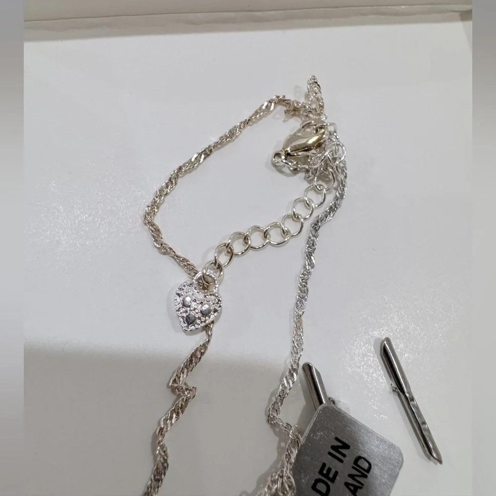 NIB Silver Heart grandmother Pendant Necklace - Picture 3 of 6